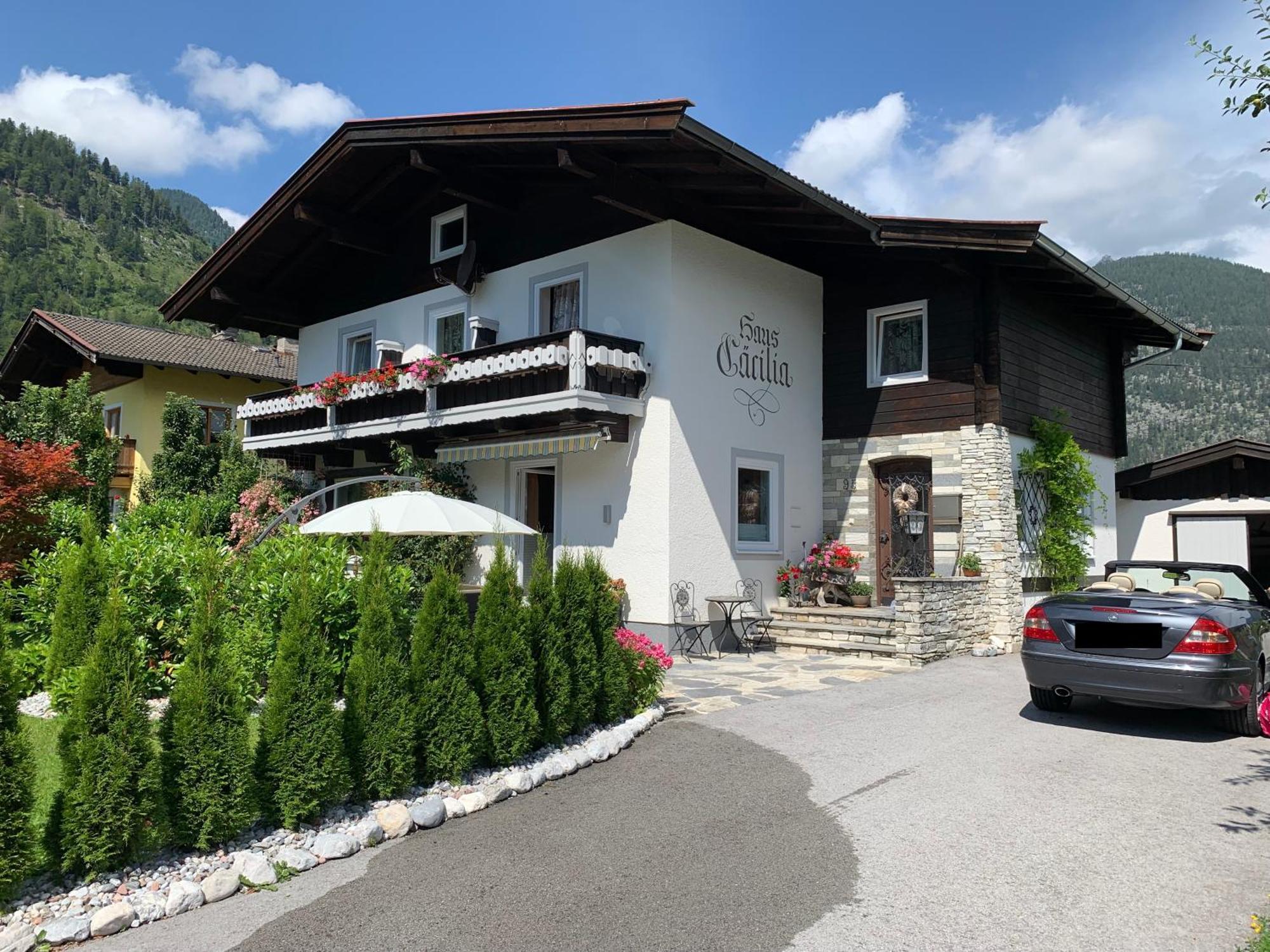 Haus Caecilia Lägenhet Sankt Martin bei Lofer Exteriör bild